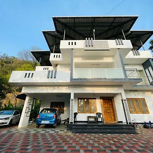 Homestay Nandana's Residency, Munnar