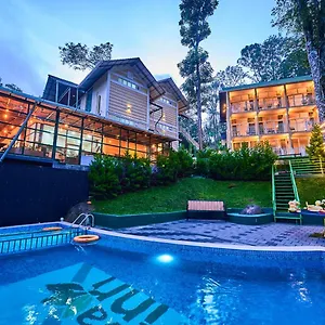 Resort Areva Plantation With Pool By Voye Homes, Munnar